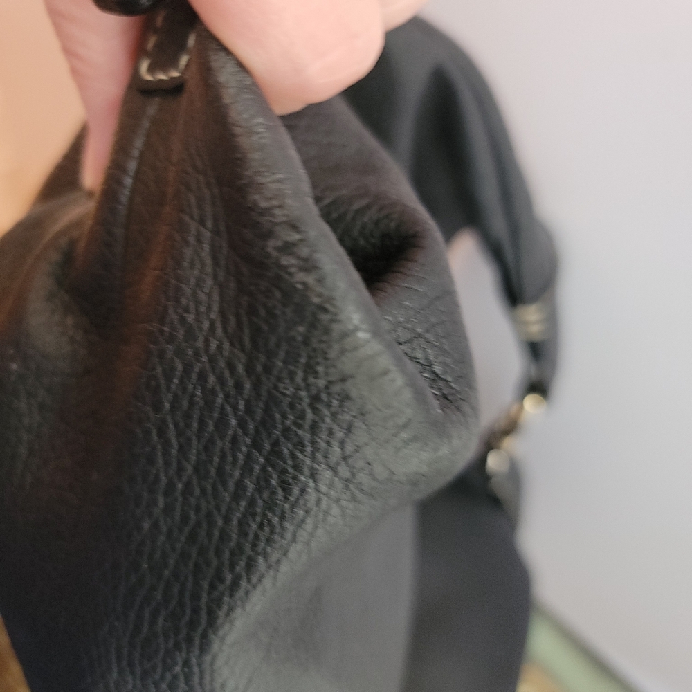 Dooney and Bourke Black Large Pebble Leather Hobo Shoulder Bag - Picture 13 of 16